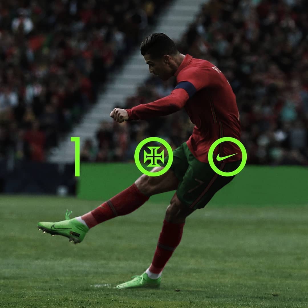 Cristiano top ronaldo nike
